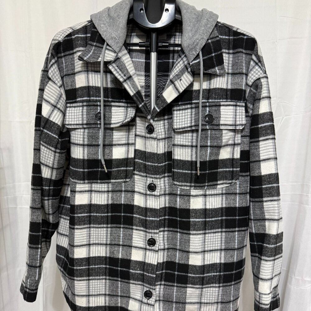 No Boundaries Junior's Women's Hoodie Shacket Black And White Plaid XL